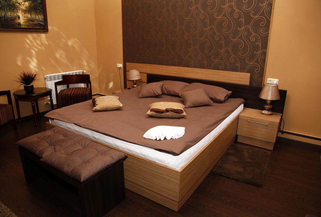 Azoyan Guest House Jereván Szoba fotó
