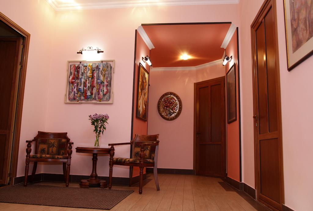 Azoyan Guest House Jereván Kültér fotó